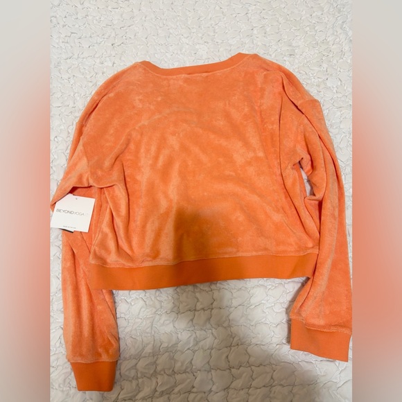 Beyond Yoga Tropez Pullover - Picture 6 of 6